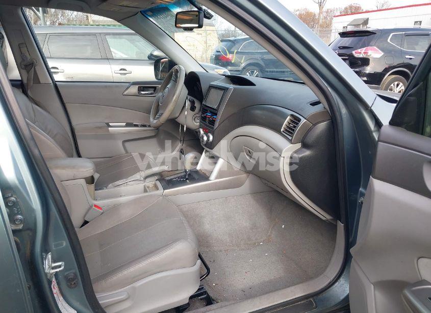 Photo 5 of 2010 Subaru Forester 2.5X LIMITED (VIN JF2SH6DC7AH789549)