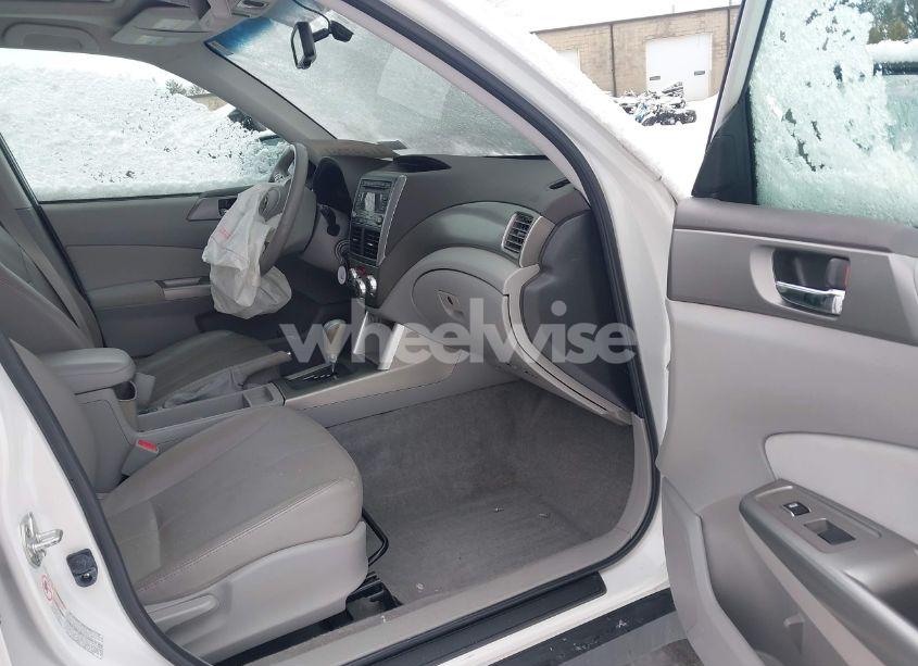 Photo 5 of 2010 Subaru Forester 2.5X LIMITED (VIN JF2SH6DC7AH902464)
