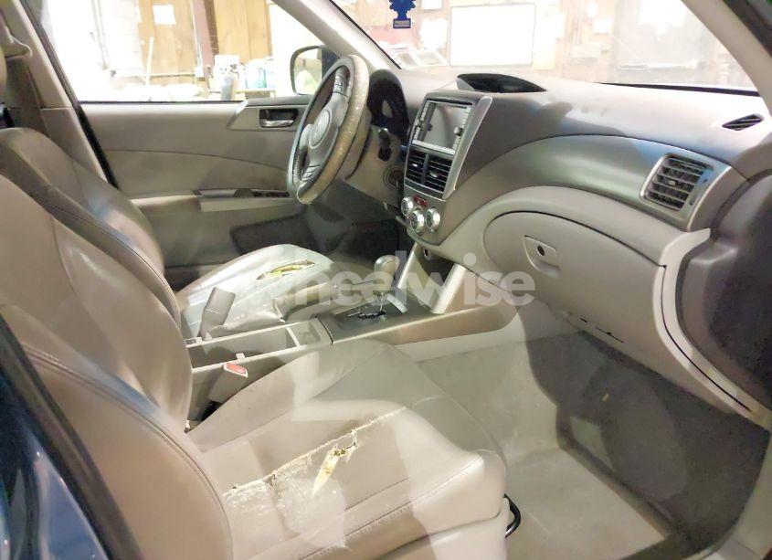 Photo 5 of 2010 Subaru Forester 2.5X LIMITED (VIN JF2SH6DC8AH702774)