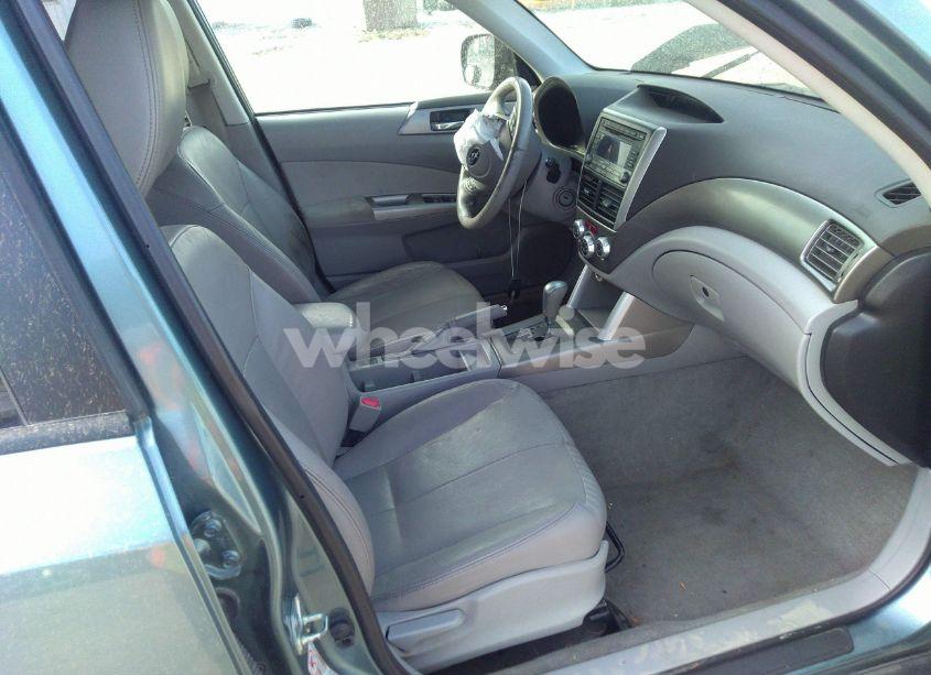 Photo 5 of 2010 Subaru Forester 2.5X LIMITED (VIN JF2SH6DC8AH727139)
