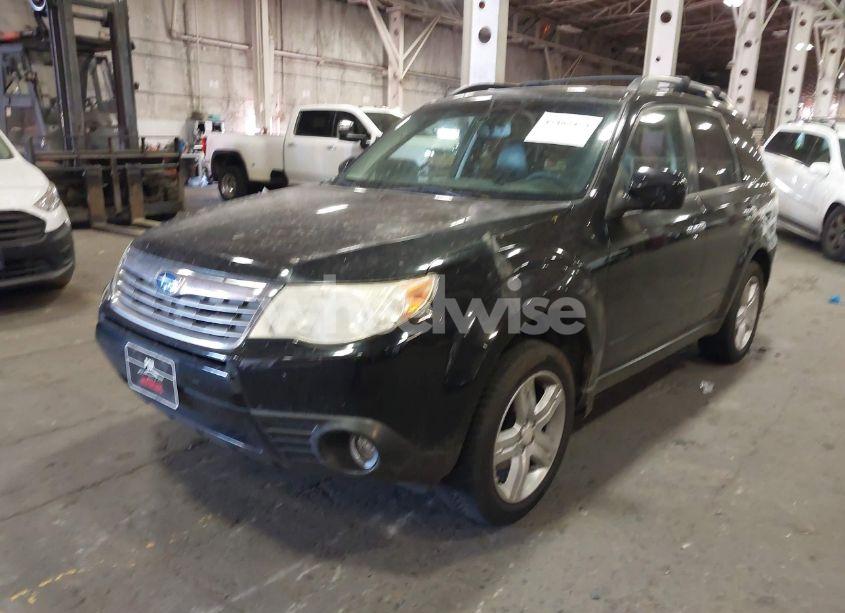 Photo 2 of 2010 Subaru Forester 2.5X LIMITED (VIN JF2SH6DC8AH728081)