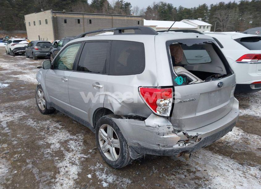 Photo 3 of 2010 Subaru Forester 2.5X LIMITED (VIN JF2SH6DC9AH720300)