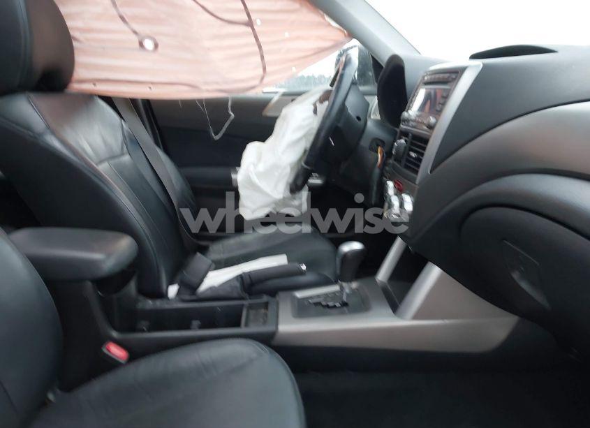 Photo 5 of 2010 Subaru Forester 2.5X LIMITED (VIN JF2SH6DC9AH720300)