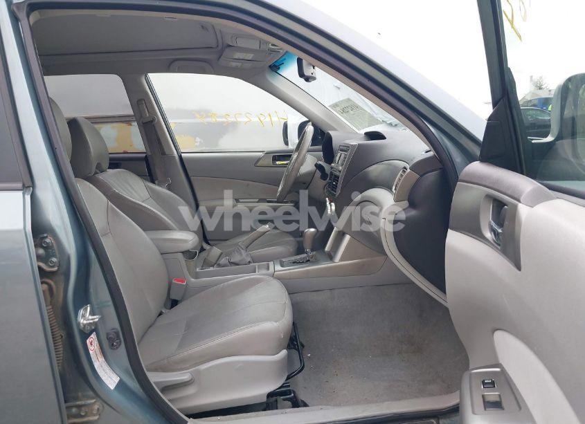 Photo 5 of 2010 Subaru Forester 2.5X LIMITED (VIN JF2SH6DC9AH726002)