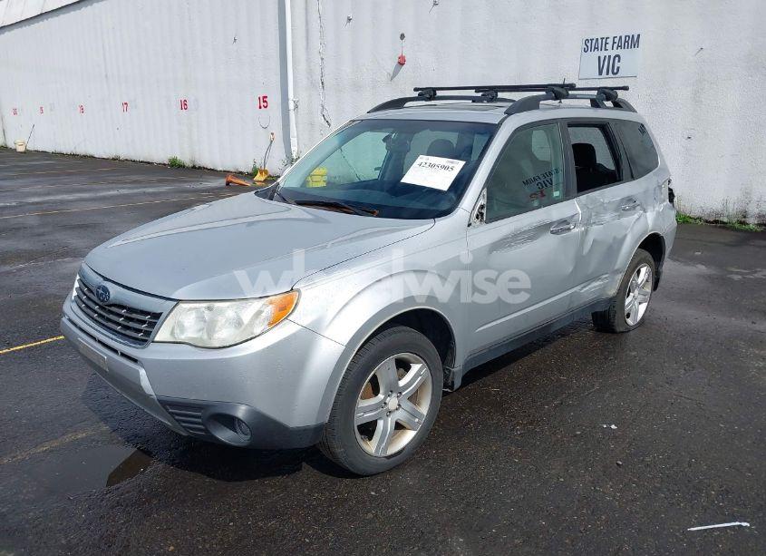 Photo 2 of 2010 Subaru Forester 2.5X LIMITED (VIN JF2SH6DCXAH714375)