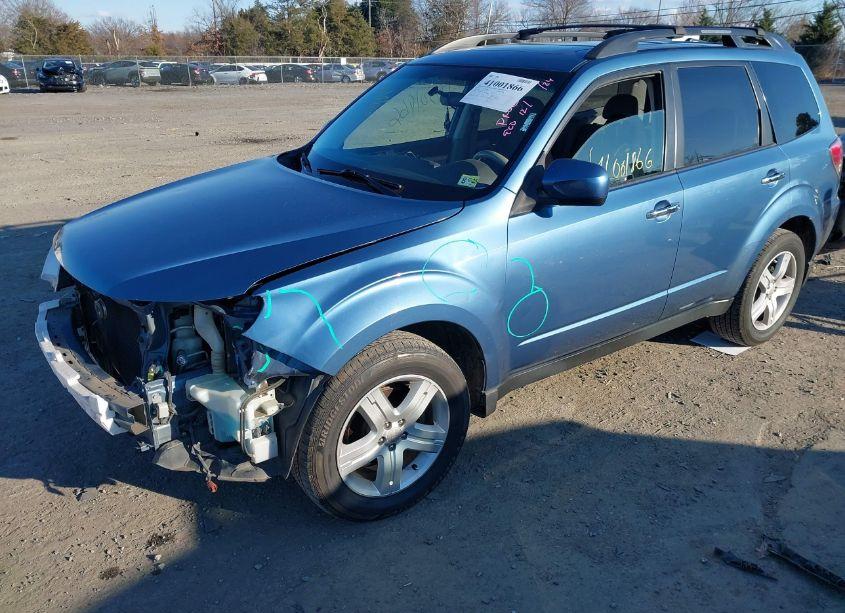 Photo 2 of 2010 Subaru Forester 2.5X LIMITED (VIN JF2SH6DCXAH777458)