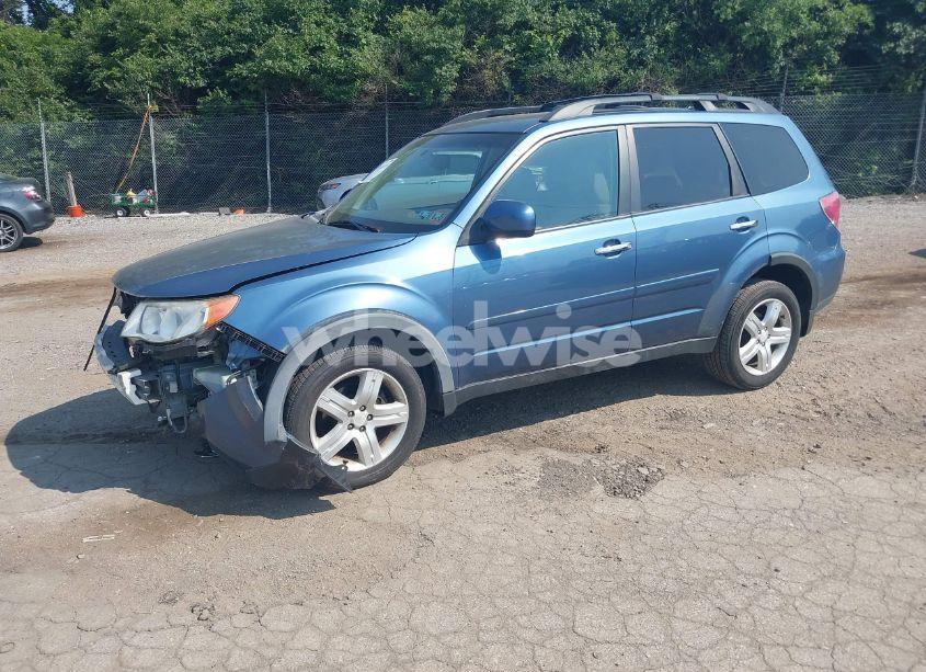 Photo 2 of 2010 Subaru Forester 2.5X LIMITED (VIN JF2SH6DCXAH777511)