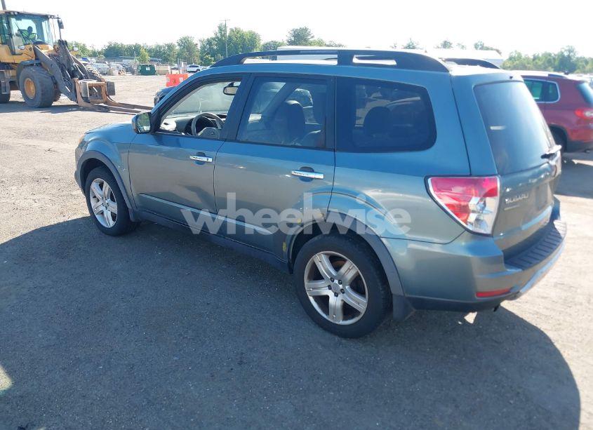 Photo 3 of 2010 Subaru Forester 2.5X LIMITED (VIN JF2SH6DCXAH907058)