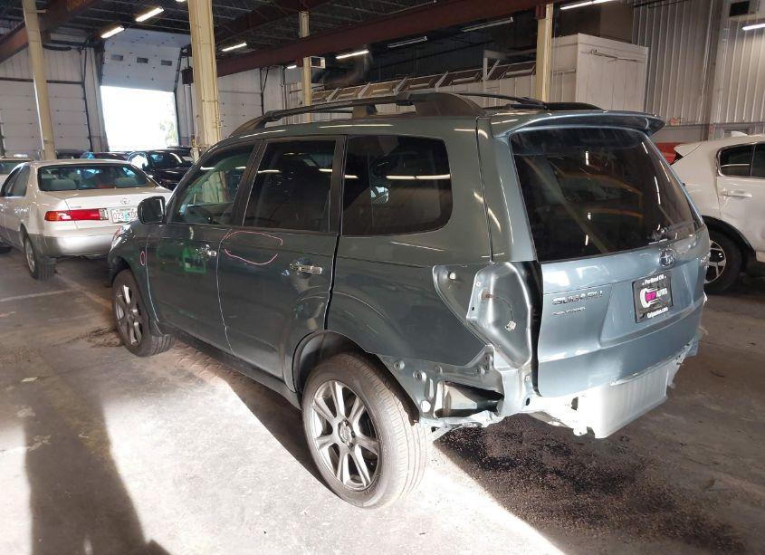 Photo 3 of 2010 Subaru Forester 2.5XT PREMIUM (VIN JF2SH6EC6AH707180)