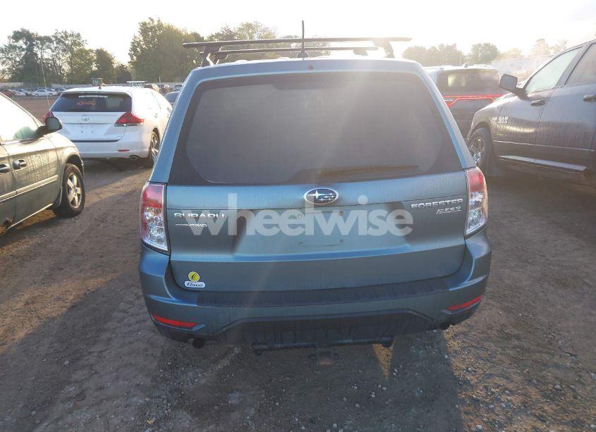 Photo 16 of 2013 Subaru Forester 2.5X (VIN JF2SHAAC3DG405476)