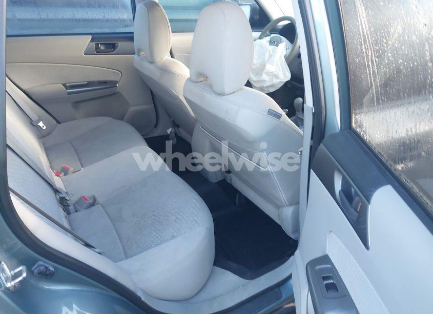 Photo 8 of 2013 Subaru Forester 2.5X (VIN JF2SHAAC3DG405476)