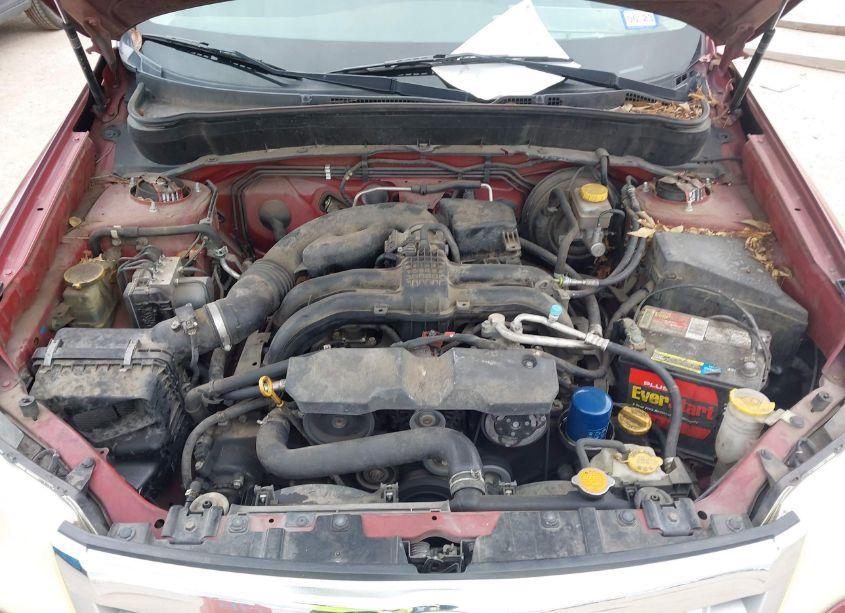 Photo 10 of 2011 Subaru Forester 2.5X (VIN JF2SHAAC6BH701082)