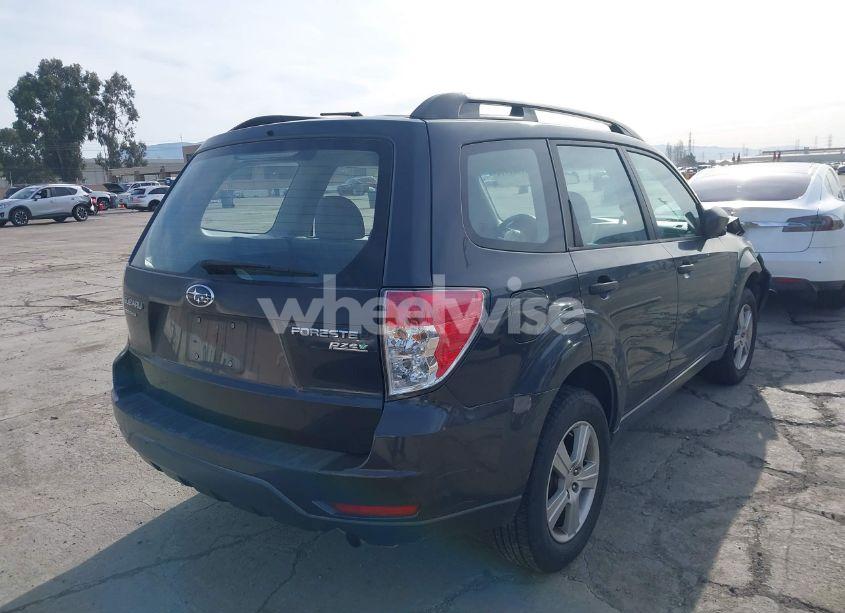 Photo 4 of 2011 Subaru Forester 2.5X (VIN JF2SHABC0BH735100)