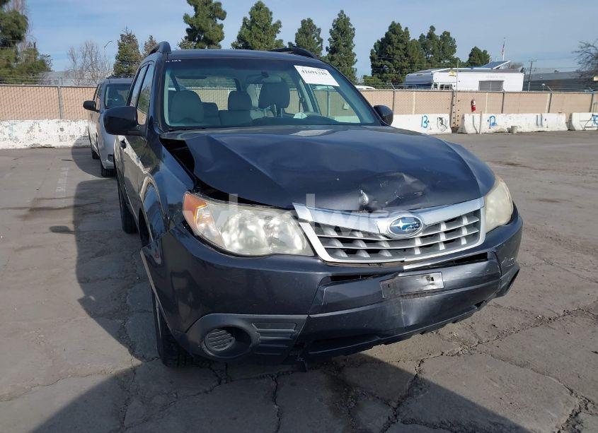 Photo 6 of 2011 Subaru Forester 2.5X (VIN JF2SHABC0BH735100)