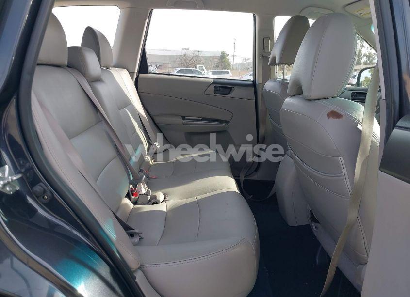 Photo 8 of 2011 Subaru Forester 2.5X (VIN JF2SHABC0BH735100)