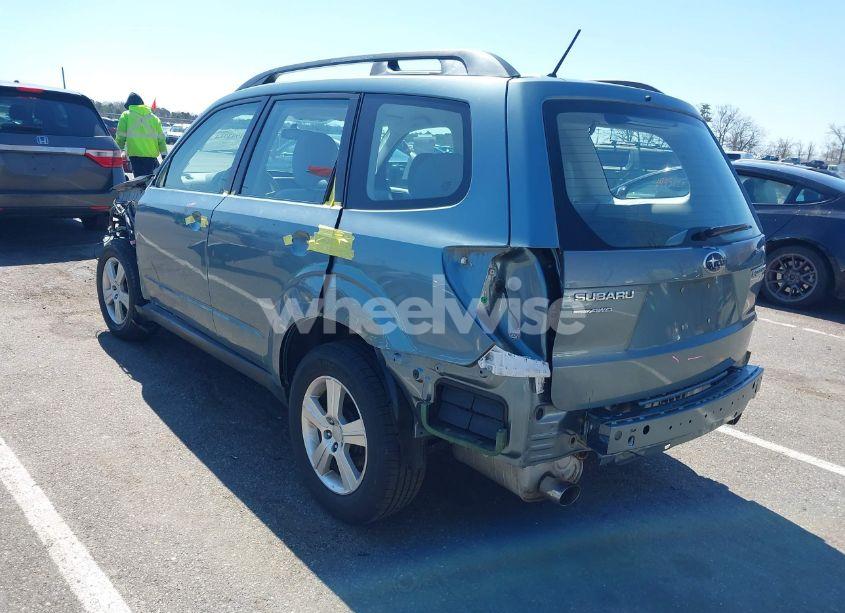 Photo 3 of 2011 Subaru Forester 2.5X (VIN JF2SHABC0BH752222)