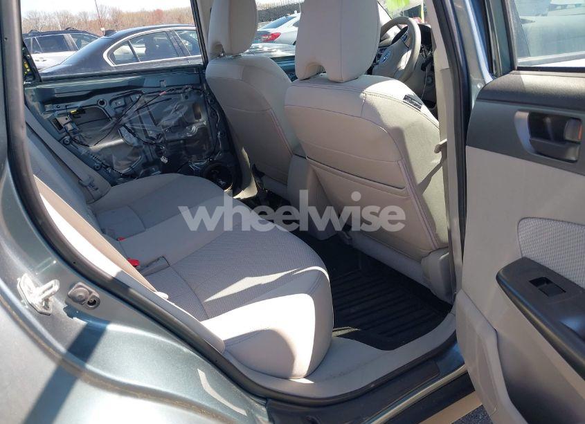 Photo 8 of 2011 Subaru Forester 2.5X (VIN JF2SHABC0BH752222)