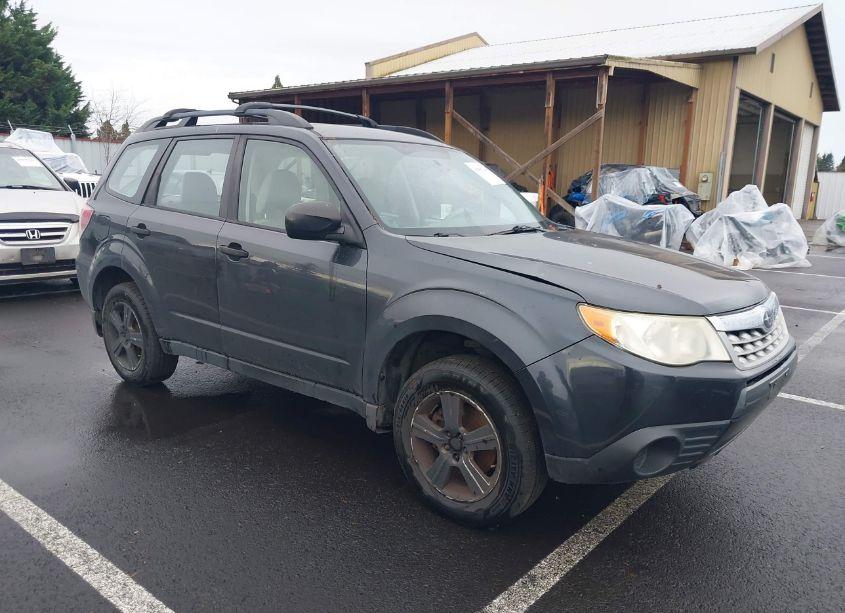 2011 Subaru Forester 2.5X (VIN JF2SHABC0BH781946) main photo