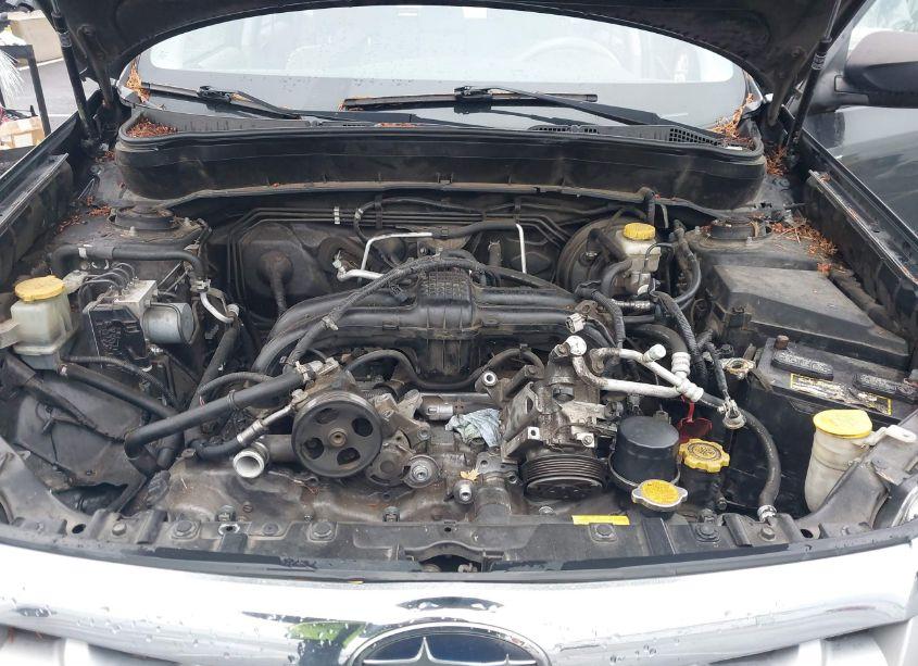 Photo 10 of 2011 Subaru Forester 2.5X (VIN JF2SHABC0BH781946)