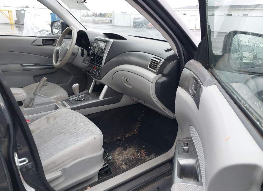 Photo 5 of 2011 Subaru Forester 2.5X (VIN JF2SHABC0BH781946)