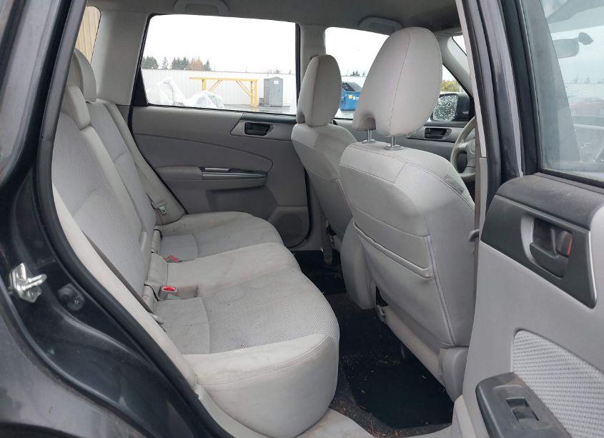 Photo 8 of 2011 Subaru Forester 2.5X (VIN JF2SHABC0BH781946)