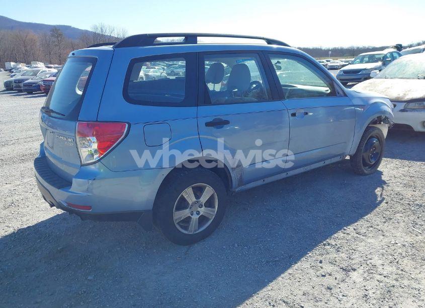 Photo 4 of 2012 Subaru Forester 2.5X (VIN JF2SHABC0CH420637)