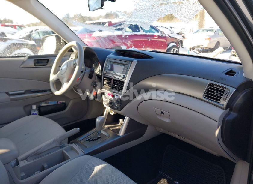 Photo 5 of 2012 Subaru Forester 2.5X (VIN JF2SHABC0CH430018)