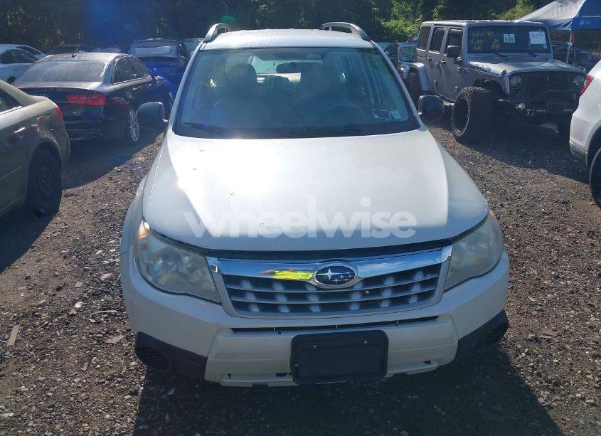 Photo 6 of 2012 Subaru Forester 2.5X (VIN JF2SHABC0CH439687)