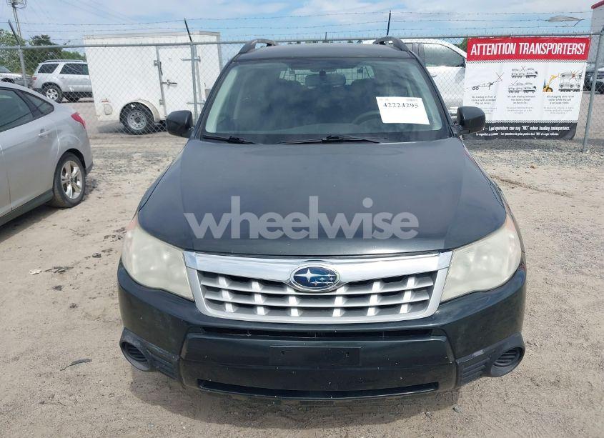 Photo 15 of 2013 Subaru Forester 2.5X (VIN JF2SHABC0DH414497)