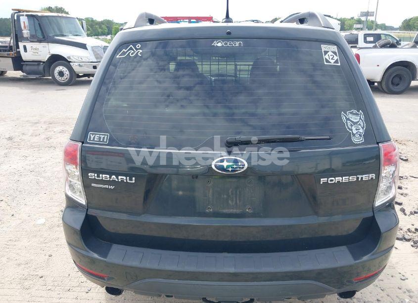 Photo 17 of 2013 Subaru Forester 2.5X (VIN JF2SHABC0DH414497)