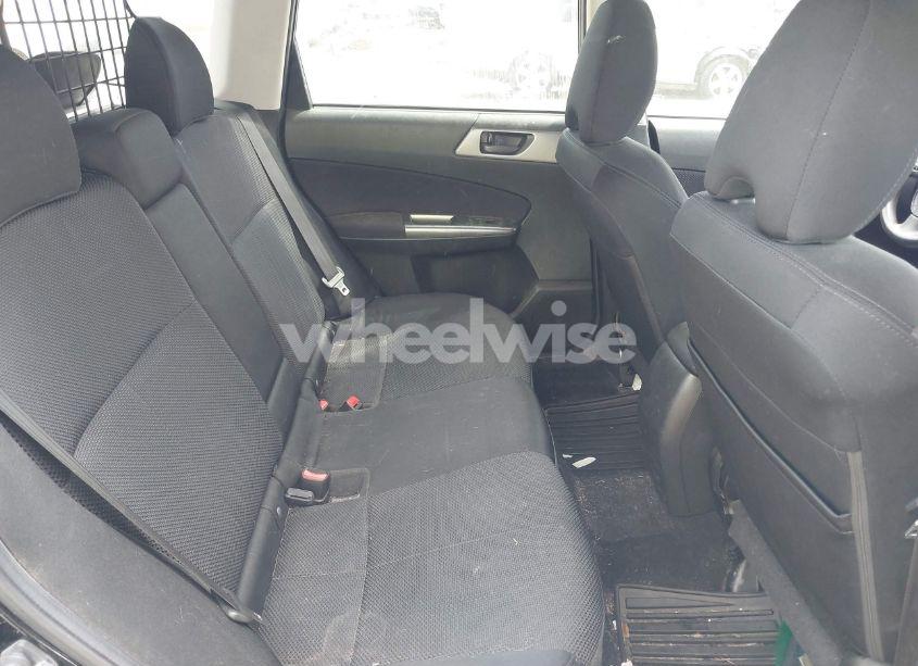 Photo 8 of 2013 Subaru Forester 2.5X (VIN JF2SHABC0DH414497)