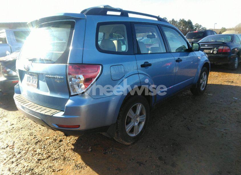 Photo 4 of 2011 Subaru Forester 2.5X (VIN JF2SHABC1BH761124)