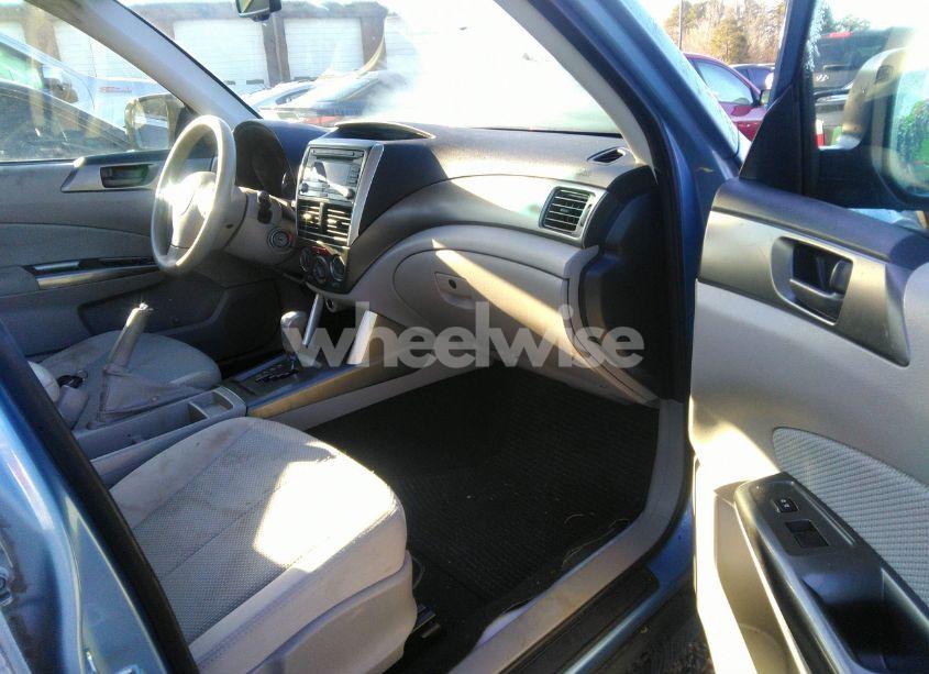 Photo 5 of 2011 Subaru Forester 2.5X (VIN JF2SHABC1BH761124)