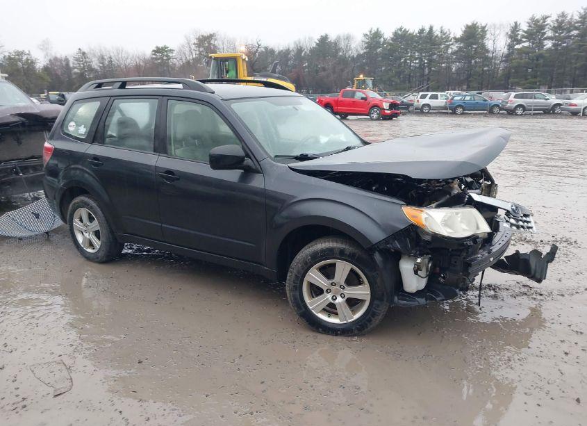 2012 Subaru Forester 2.5X (VIN JF2SHABC1CH412014) main photo