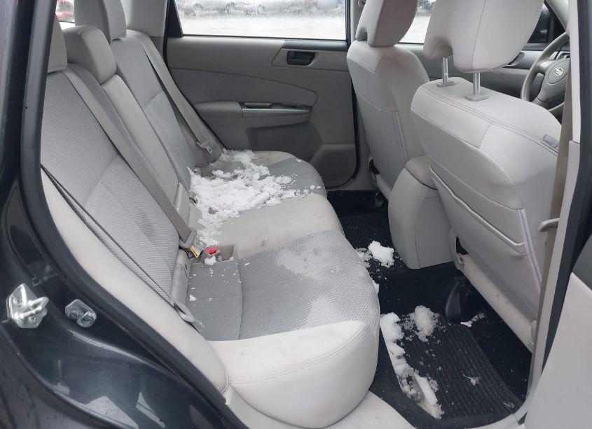 Photo 8 of 2012 Subaru Forester 2.5X (VIN JF2SHABC1CH412014)