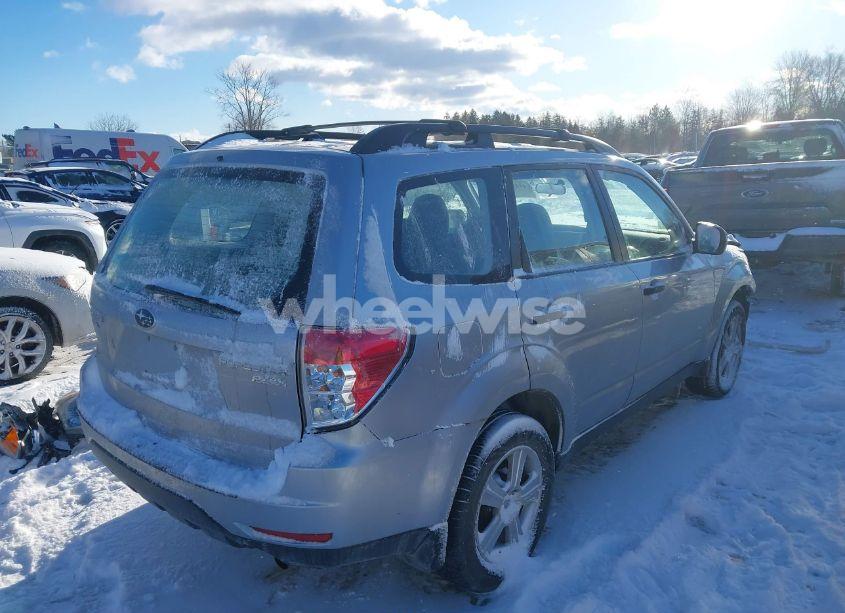 Photo 4 of 2012 Subaru Forester 2.5X (VIN JF2SHABC1CH434255)