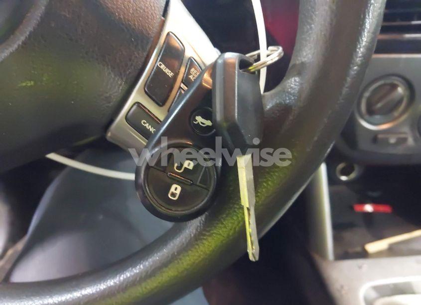 Photo 11 of 2013 Subaru Forester 2.5X (VIN JF2SHABC1DH418770)