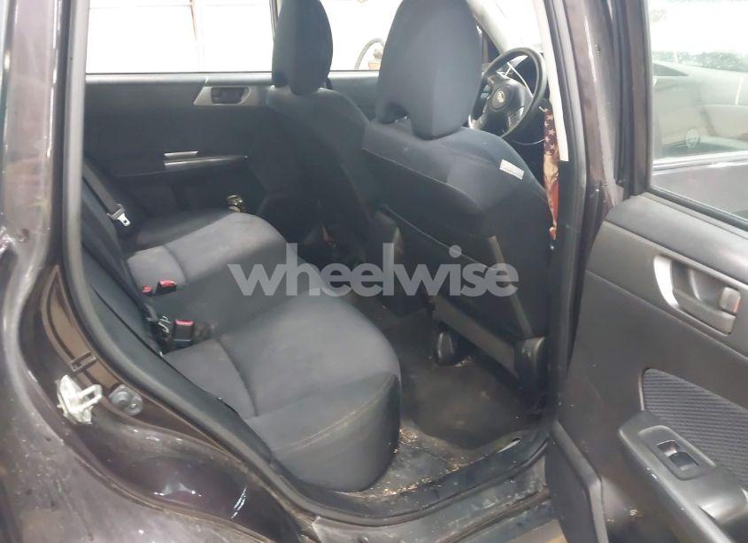 Photo 8 of 2013 Subaru Forester 2.5X (VIN JF2SHABC1DH418770)