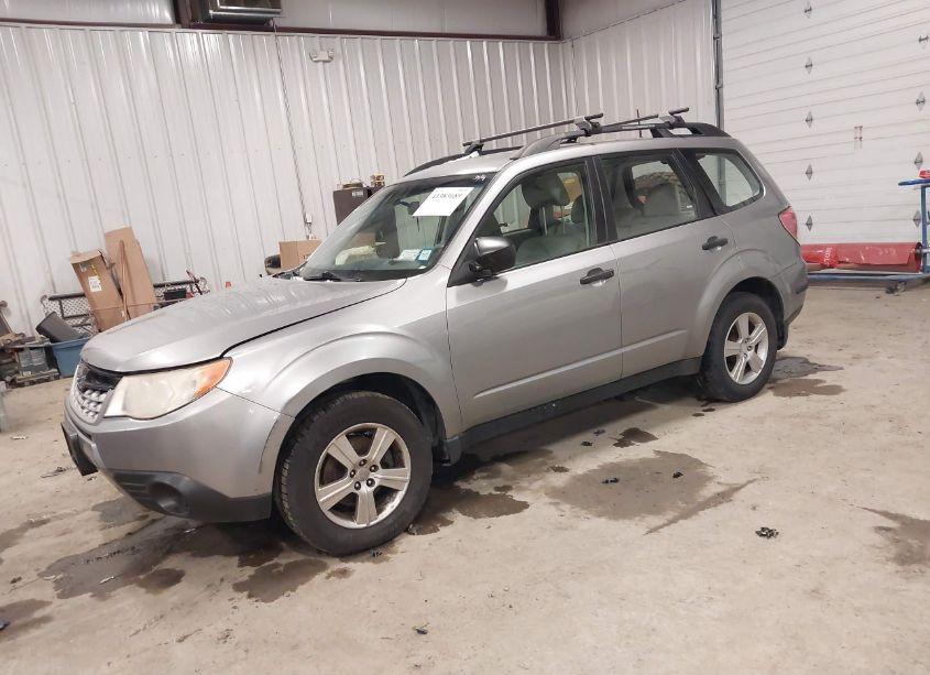 Photo 2 of 2011 Subaru Forester 2.5X (VIN JF2SHABC2BG700113)