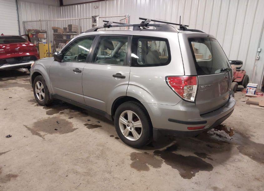 Photo 3 of 2011 Subaru Forester 2.5X (VIN JF2SHABC2BG700113)
