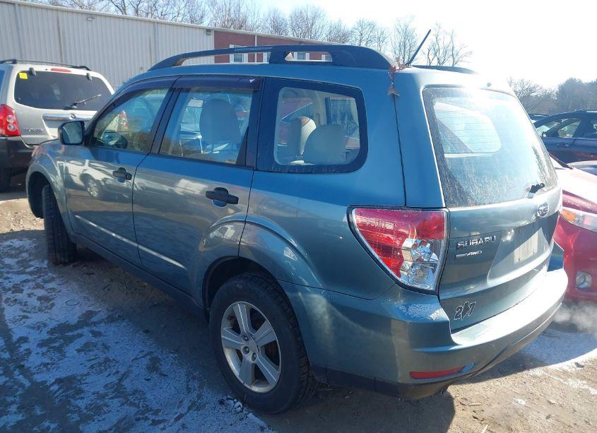 Photo 3 of 2011 Subaru Forester 2.5X (VIN JF2SHABC2BG749912)