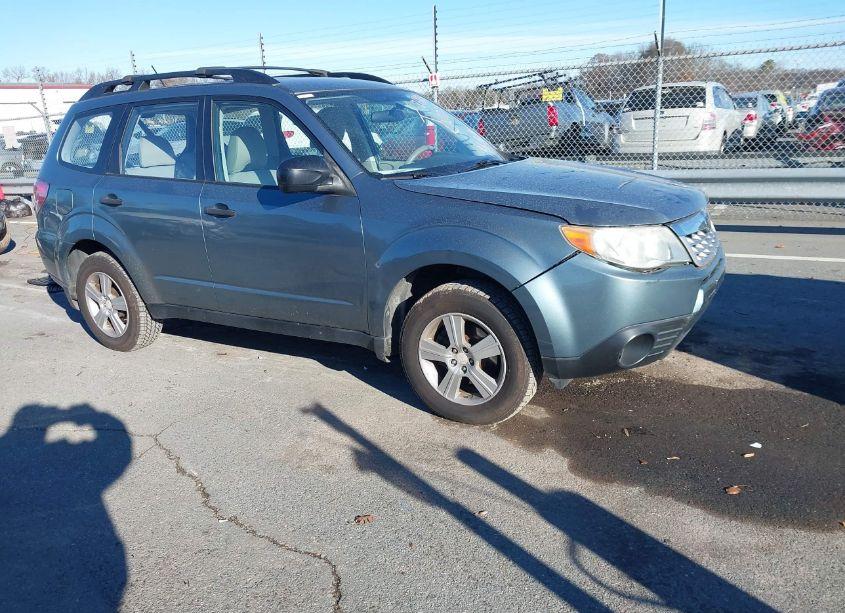 2012 Subaru Forester 2.5X (VIN JF2SHABC2CH402253) main photo