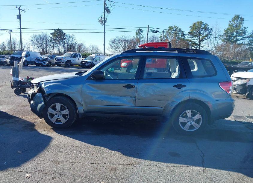 Photo 14 of 2012 Subaru Forester 2.5X (VIN JF2SHABC2CH402253)