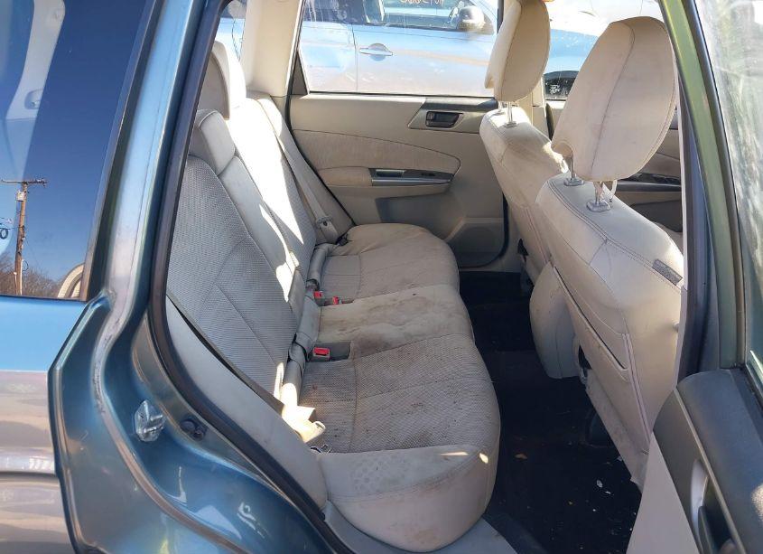 Photo 8 of 2012 Subaru Forester 2.5X (VIN JF2SHABC2CH411986)