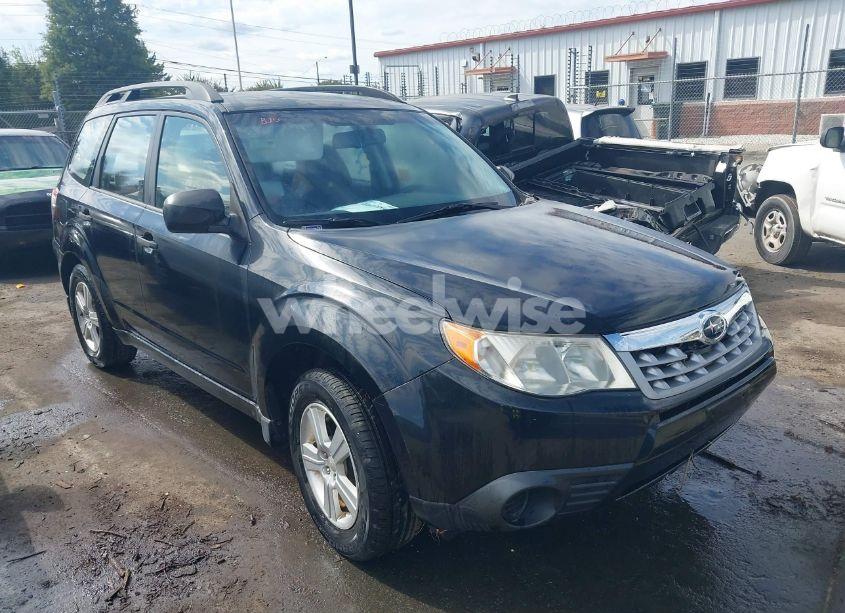 2012 Subaru Forester 2.5X (VIN JF2SHABC2CH452036) main photo