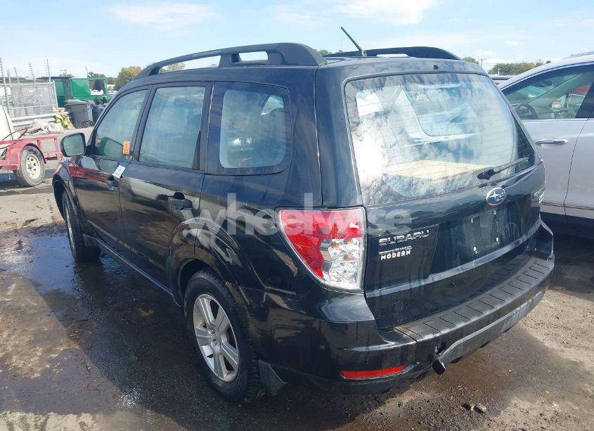 Photo 3 of 2012 Subaru Forester 2.5X (VIN JF2SHABC2CH452036)