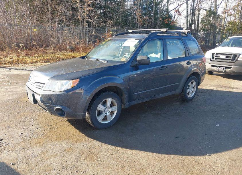 Photo 2 of 2012 Subaru Forester 2.5X (VIN JF2SHABC2CH463716)