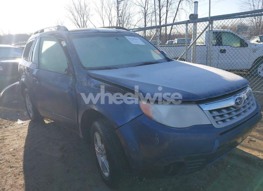 2012 Subaru Forester 2.5X (VIN JF2SHABC2CH467765) main photo