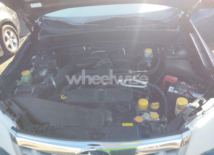 Photo 10 of 2012 Subaru Forester 2.5X (VIN JF2SHABC2CH467765)