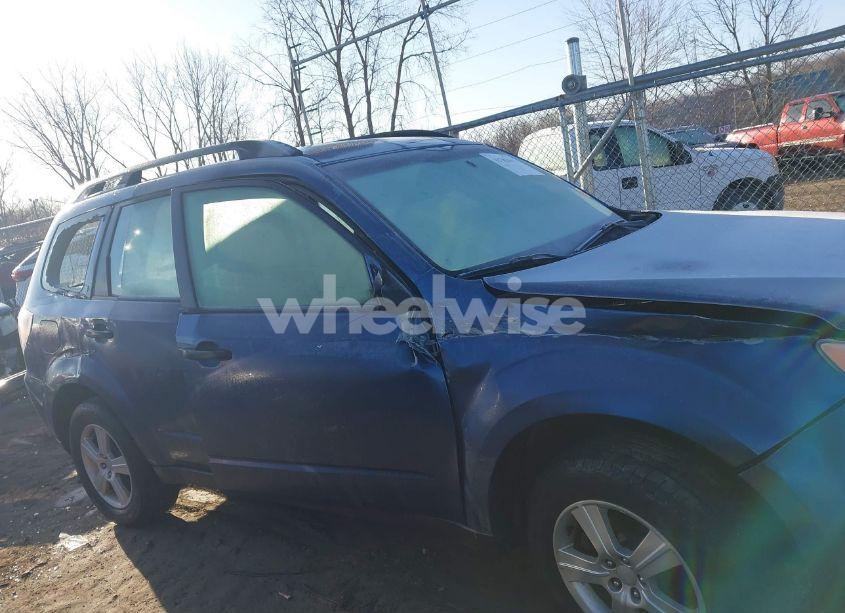 Photo 13 of 2012 Subaru Forester 2.5X (VIN JF2SHABC2CH467765)